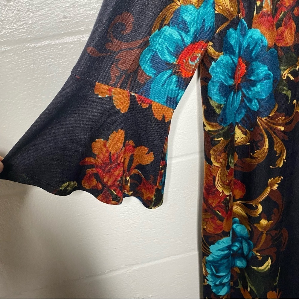 Studio One Bell Sleeve Fall Shift Dress - Picture 3 of 8